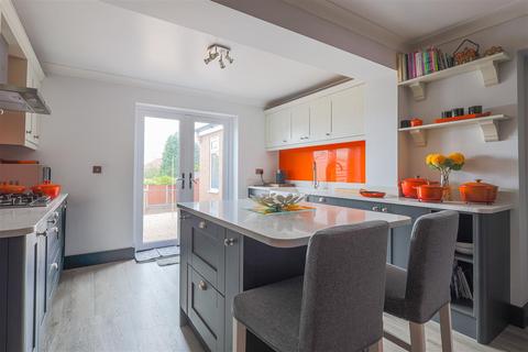 4 Highfield Crescent, Cheadle, Stoke-on-trent, ST10 1JP