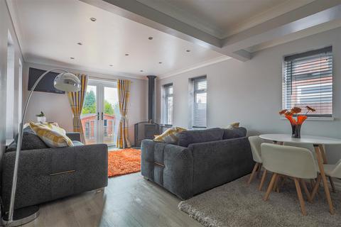 4 Highfield Crescent, Cheadle, Stoke-on-trent, ST10 1JP
