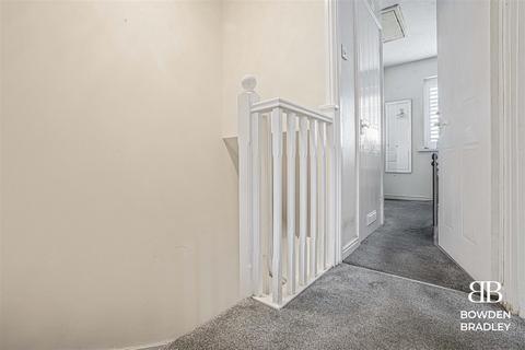 20 Tulip Gardens, Ilford, IG1 2JX
