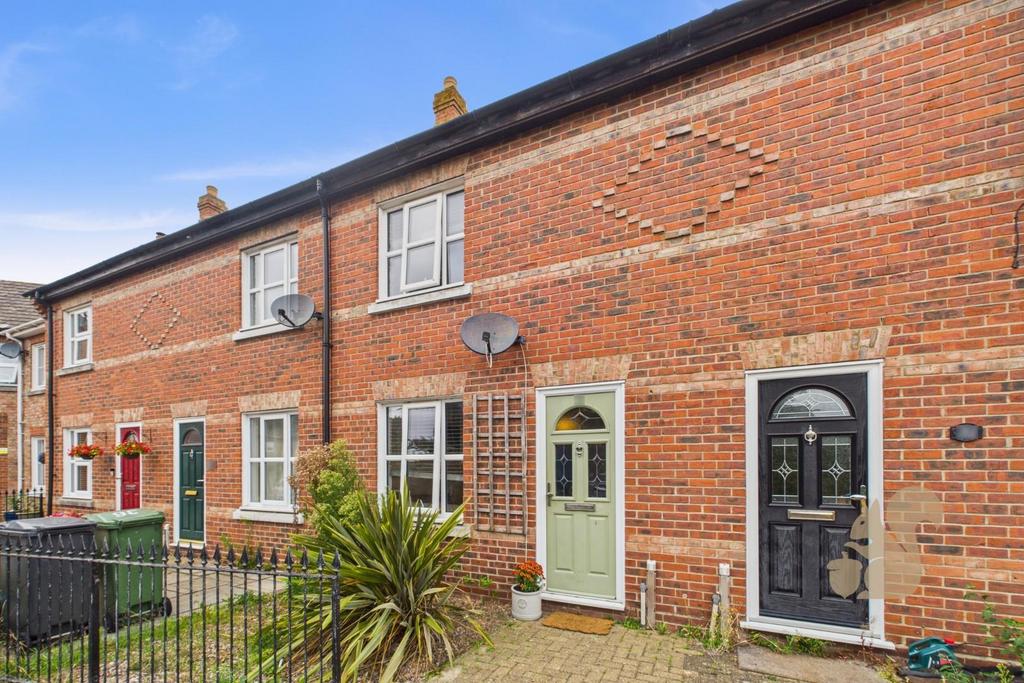 CAM01659 G0-PR0562-STILL014.jpg