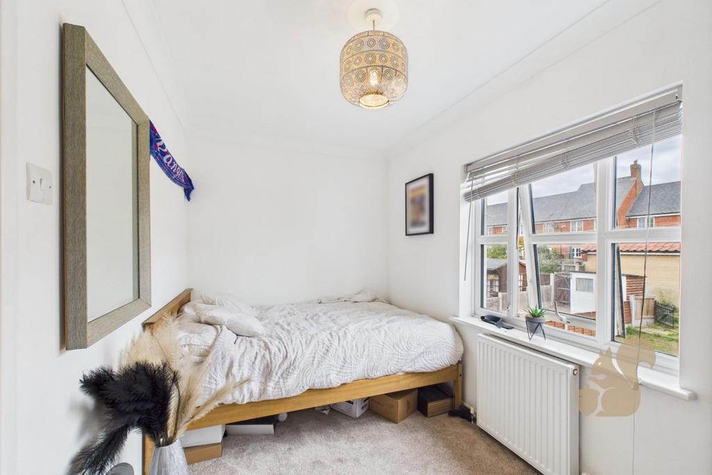 CAM01659 G0-PR0562-STILL001.jpg