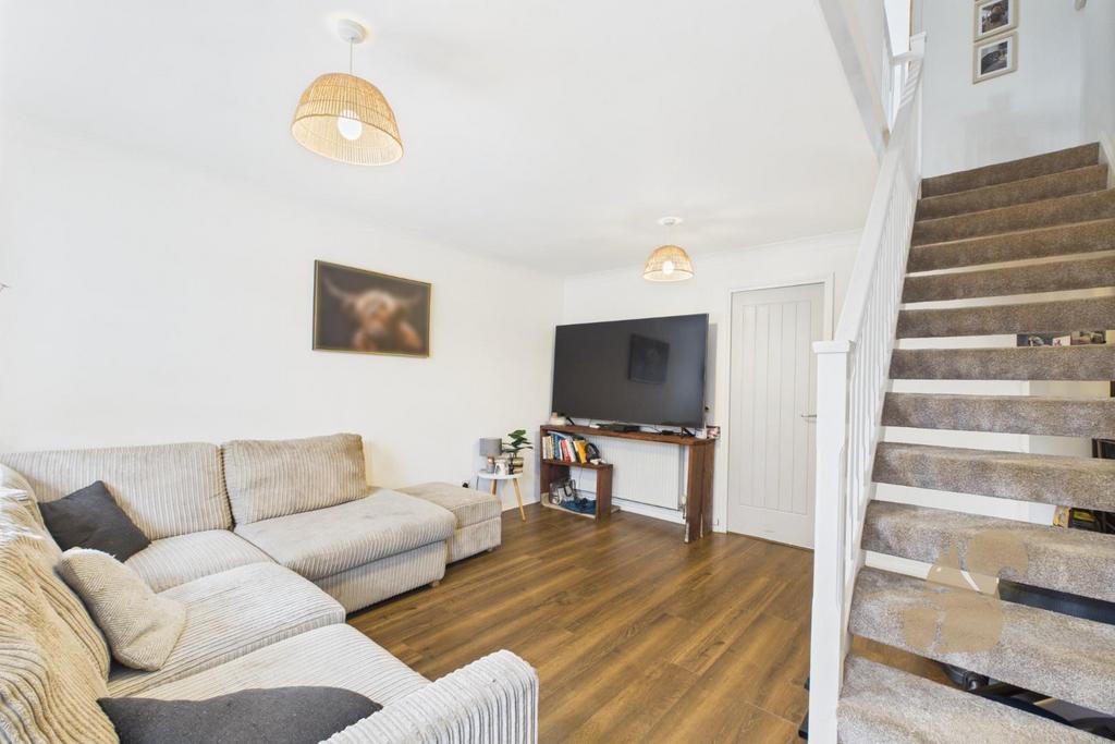 CAM01659 G0-PR0562-STILL005.jpg