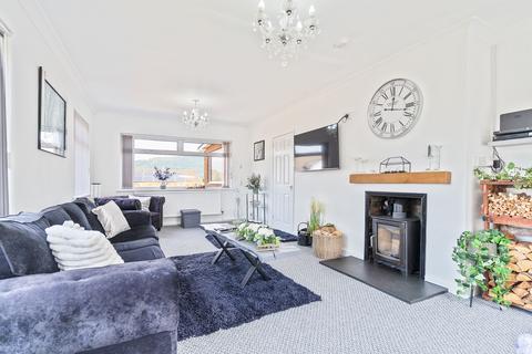 21 Basildene Close, Gilwern, Abergavenny, NP7 0AW