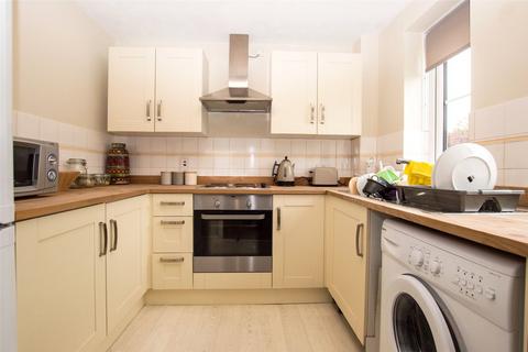 2 bedroom apartment for sale, Bowling Court, Mildred Avenue, Hertfordshire WD18