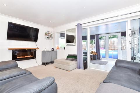 undefined, Sheridan Close, Maidstone ME14