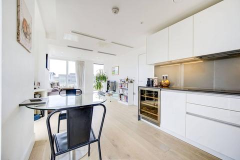 2 bedroom flat for sale, Westbourne Apartments, Fulham, London, SW6