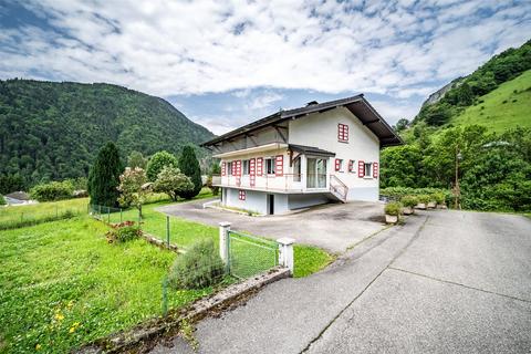 2 bedroom house, Prime Chalet With Constructible Land, Saint Jean D’aulps