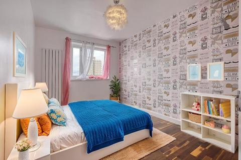2 bedroom flat for sale, Winford House, Bow