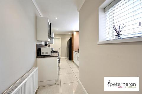 13 Robert Street, New Silksworth, Sunderland, SR3 2DT