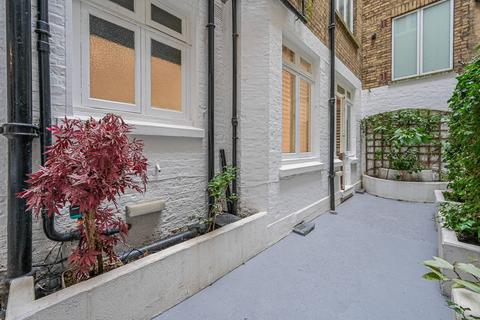 3 bedroom flat for sale, Queens Gate, Knightsbridge, London, SW7