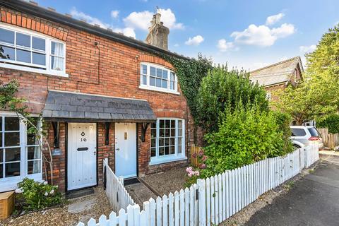 2 bedroom cottage for sale, Queens Road, Lyndhurst, SO43