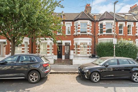 65a Vanderbilt Road, London, SW18 3BG