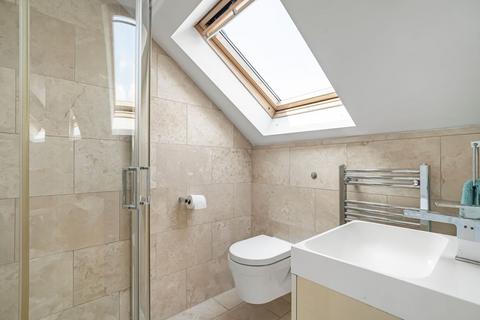 65a Vanderbilt Road, London, SW18 3BG