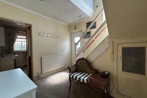 2 bedroom bungalow for sale, St. Marks Terrace, Low Moor, Bradford, BD12
