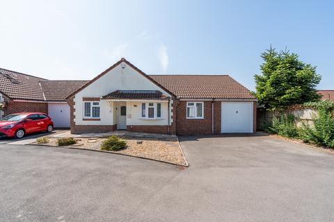 8 Catamaran Close, Warsash, Southampton, SO31 9AS