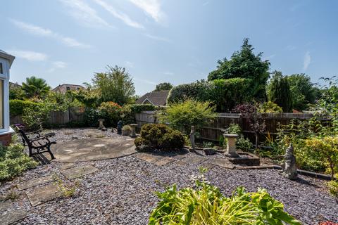 8 Catamaran Close, Warsash, Southampton, SO31 9AS