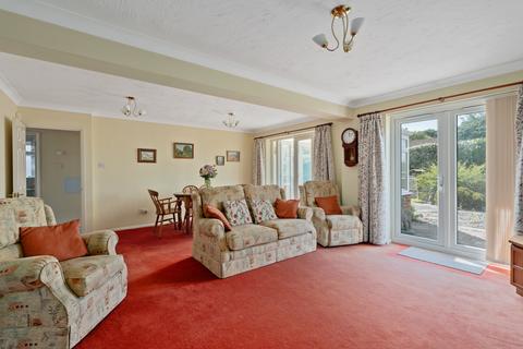 8 Catamaran Close, Warsash, Southampton, SO31 9AS
