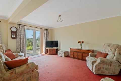 8 Catamaran Close, Warsash, Southampton, SO31 9AS