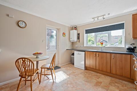 8 Catamaran Close, Warsash, Southampton, SO31 9AS