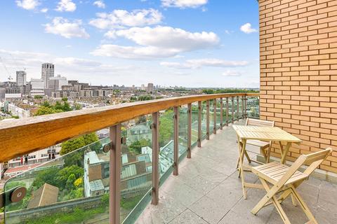 3 bedroom penthouse to rent, Chelsea Village, Fulham Road, SW6