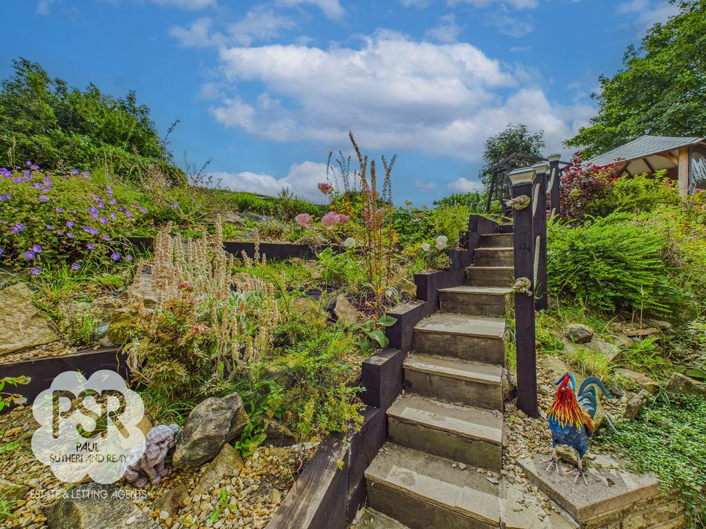 Rear Garden - Steps
