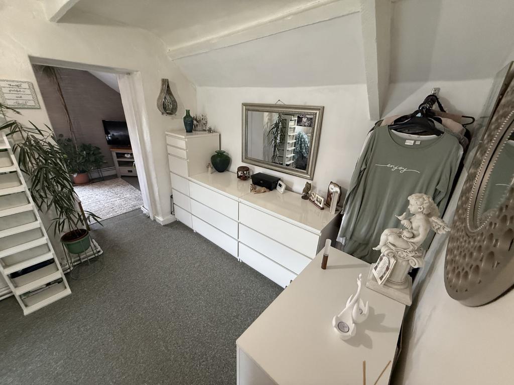 Bedroom 2/Dressing Room/Office