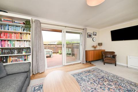8 Cameron Way, Sandwick, Shetland, ZE2 9JN