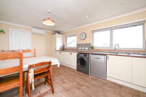 8 Cameron Way, Sandwick, Shetland, ZE2 9JN