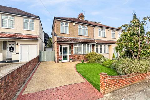 undefined, Iris Avenue, Bexley, DA5