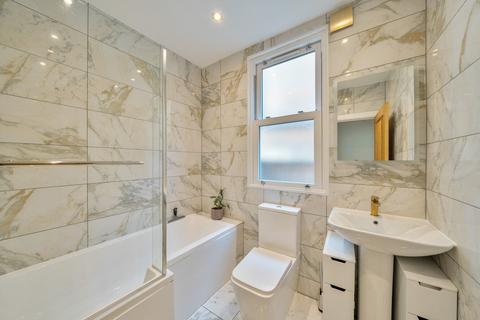 2 bedroom maisonette for sale, Underhill Road, East Dulwich, London, SE22
