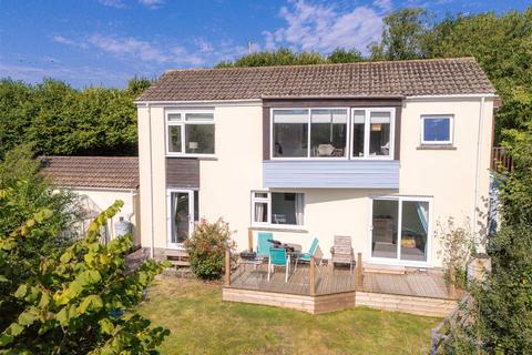 Fulinchia Downs Lane, West Looe, Looe, PL13 2HX