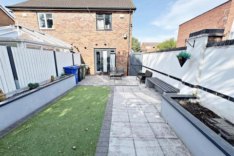 undefined, Bramble Close, Grimsby, N.E. Lincs, DN31 2DB