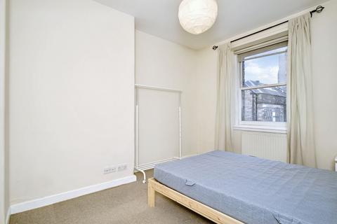 32/1 Bernard Terrace, Edinburgh, EH8 9NX
