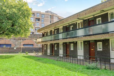 Hodister Close, London