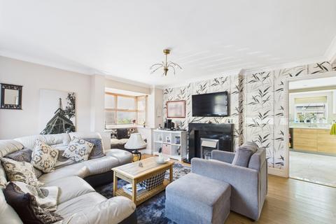 4 bedroom detached house for sale, Lovent Drive, Leighton Buzzard, LU7