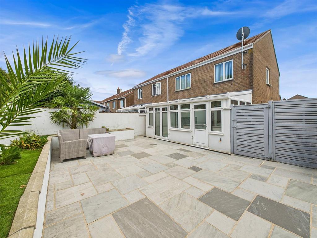 CAM04392 G0-PR0125-STILL008.jpg