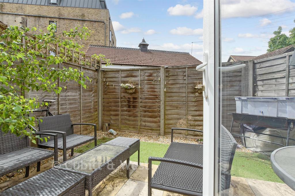 Patio / Decking