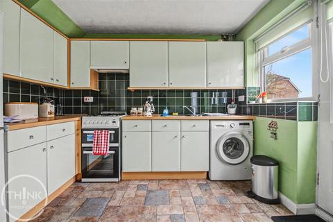 3 bedroom semi-detached house for sale, Heath Close, Horsford NR10