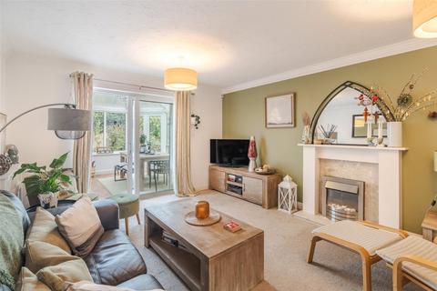 3 bedroom semi-detached house for sale, The Spinney, Lytchett Matravers, Poole, Dorset, BH16
