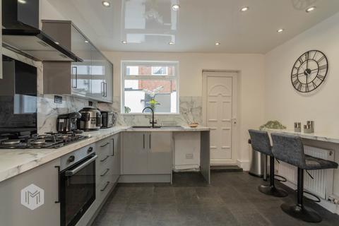 2 Back Olive Bank, Bury, BL8 1TH