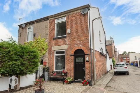 2 Back Olive Bank, Bury, BL8 1TH