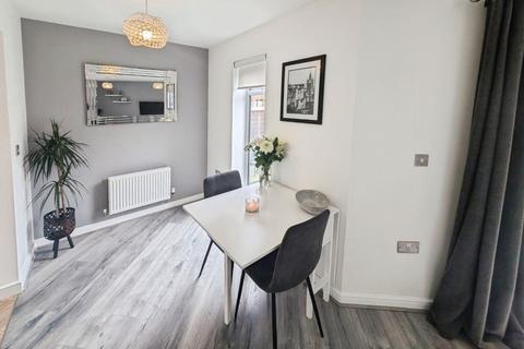 3 bedroom semi-detached house for sale, The Meadows, Wallsend