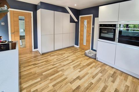 4 bedroom detached house for sale, Kirkdale Drive, Oldham, OL2