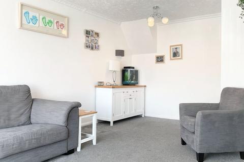 undefined, Randall Close, Kingswinford DY6