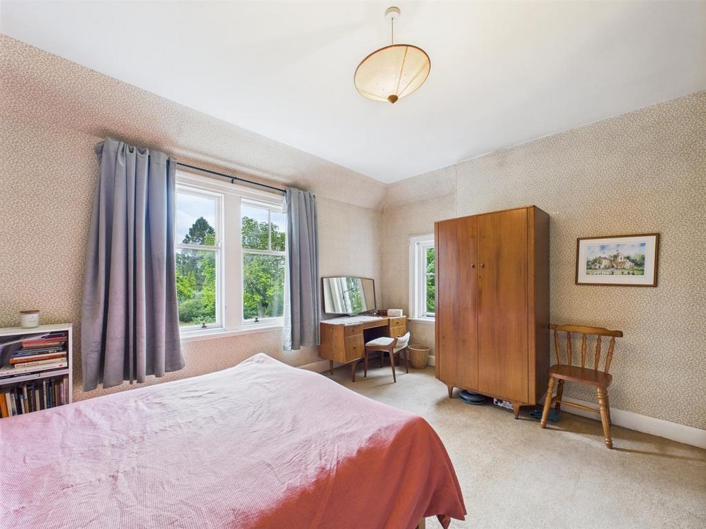 CAM01486 G0-PR0809-STILL028.jpg