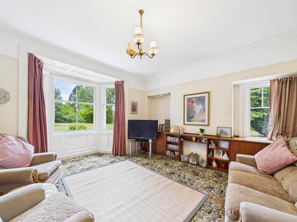 CAM01486 G0-PR0809-STILL001.jpg