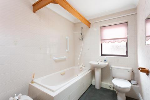 2 bedroom semi-detached bungalow for sale, Swan Close, Deighton, York