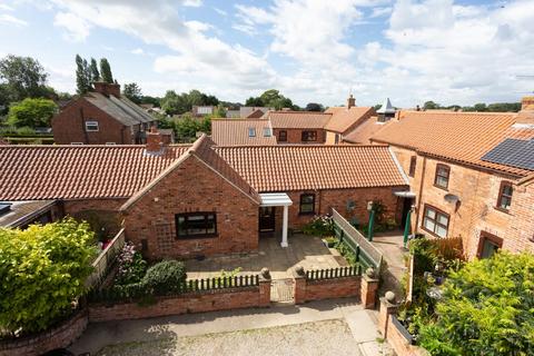 2 bedroom semi-detached bungalow for sale, Swan Close, Deighton, York