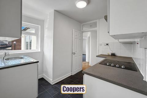 2 bedroom flat to rent, Albany Road, Coventry, CV5