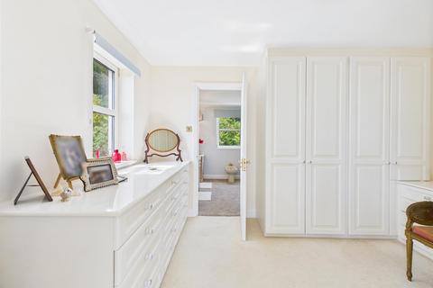 3 bedroom penthouse for sale, Impressive 3,500 sq. ft Penthouse Apartment
